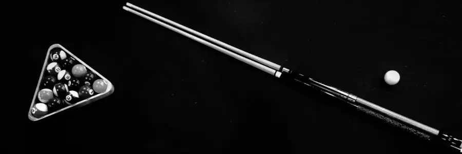 Compare a pool cue with a snooker cue